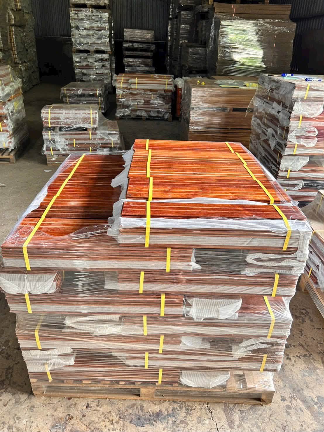 Gỗ Căm Xe 4